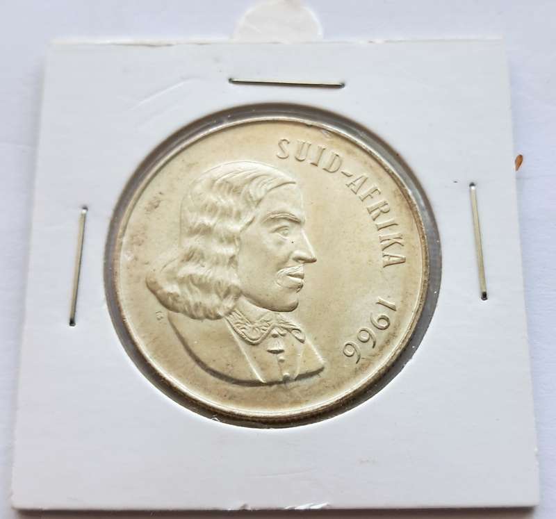 REPUBLIC OF SOUTH AFRICA - 1966 ONE RAND (AFRIKAANS) - UNC - IN COIN FLIP - SILVER 0.800