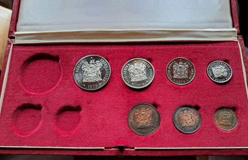 SOUTH AFRICA 1975 Proof set in S.A.Mint box - no One Rand
