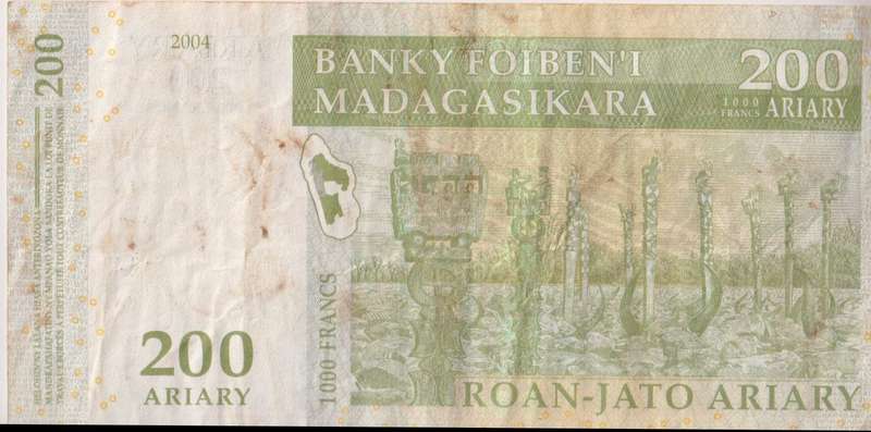Madagascar 200 Ariary 2004 P87 VF