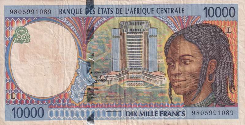 EAST African States -GABON 10,000 Francs 1995 P405Lb VF