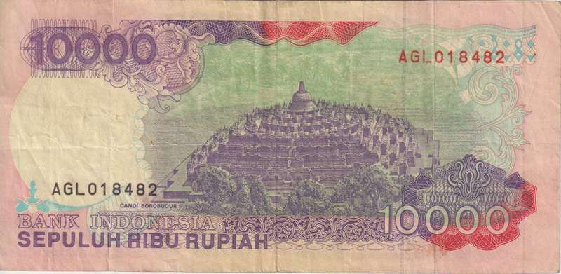 INDONESIA 10000 RUPIAH  1992 P131 VF