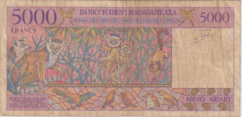 MADAGASCAR 5000 FRANCS 1996-2004 P78b  VF