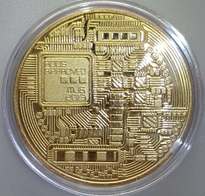 BITCOIN Gold Plated Souvenir COIN in capsule - BEAUTIFUL!