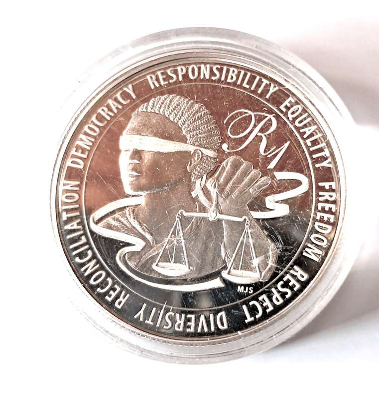 2016 SA Silver R1 Proof-Mandela-Life of a Legend Series-Mintage 1129 Coin ONLY, capsule scratched