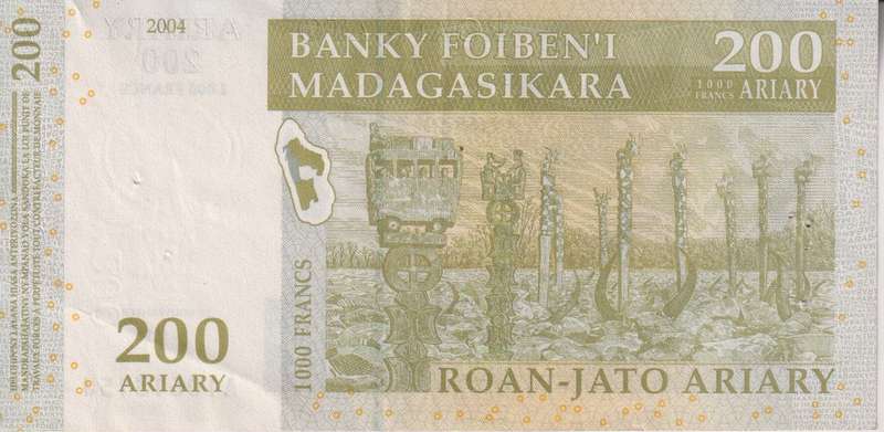 Madagascar 200 Ariary 2004 P87 VF