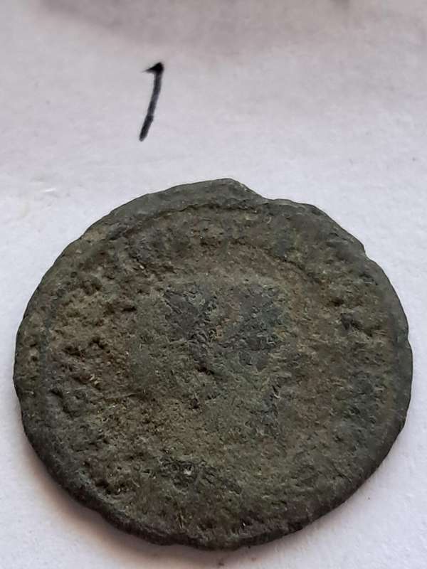 ANCIENT IMPERIAL ROME COIN - GOOD QUALITY - NOT IDENTIFIED