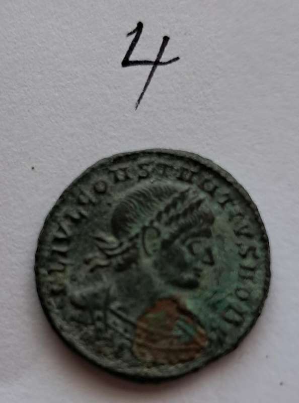 ANCIENT IMPERIAL ROME COIN - GOOD QUALITY - NOT IDENTIFIED