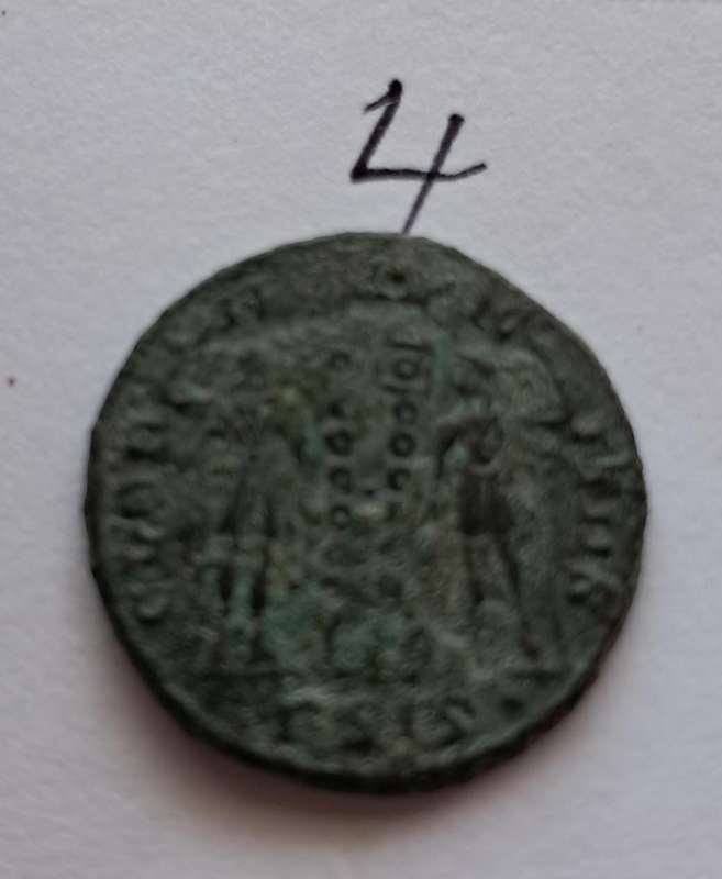 ANCIENT IMPERIAL ROME COIN - GOOD QUALITY - NOT IDENTIFIED