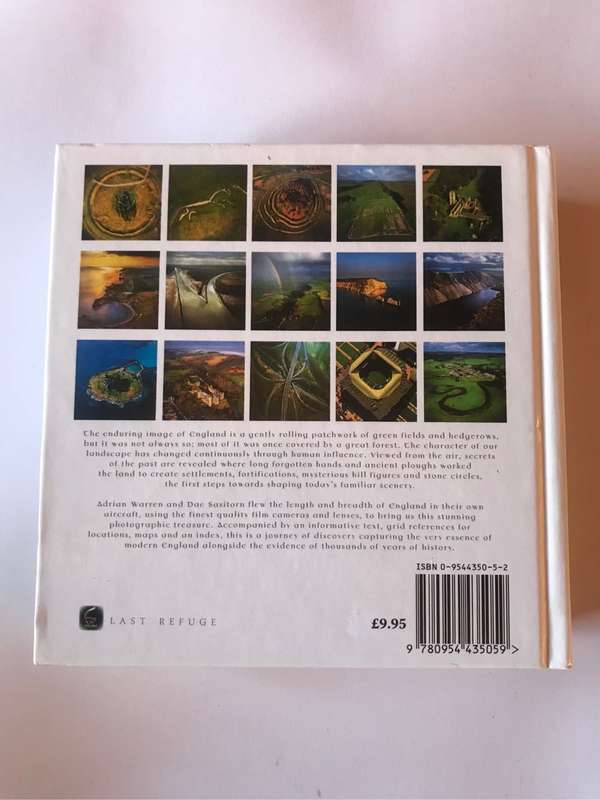 England: The Mini Book of Aerial Views by Adrian Warren and Dae Sasitorn