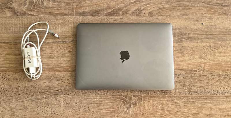 Apple MacBook Pro "Core i5" 2.3 13" Mid-2017