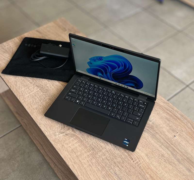 Dell Latitude 7430 , Intel Core i5vPro - 1245CPU,  12th Generation