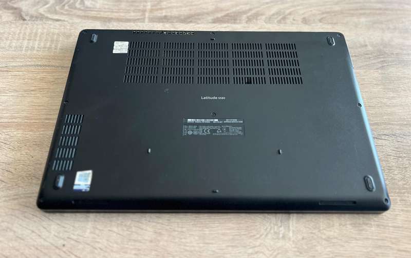 Dell Latitude 5580, Core i7vPro 7600CPU,  7th Generation