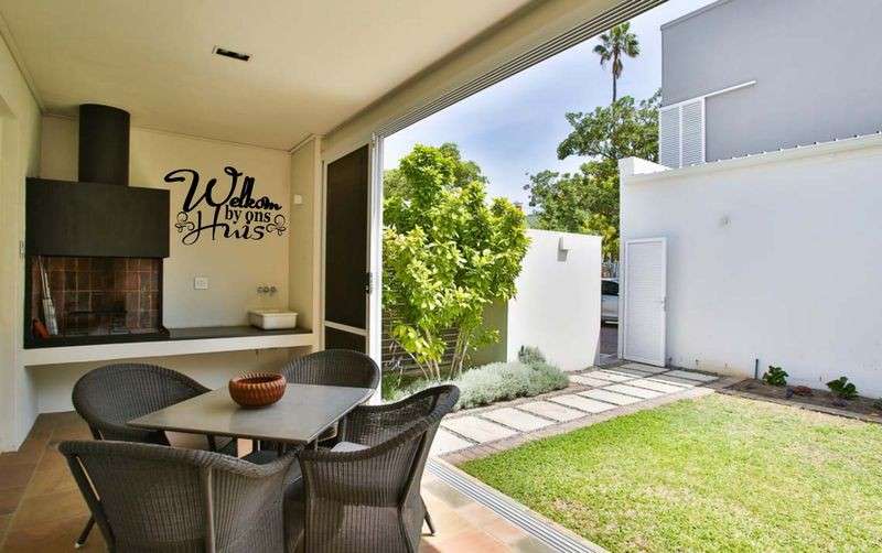 Welkom by ons huis Sticker Black Vinyl Wall Art -Afrikaans