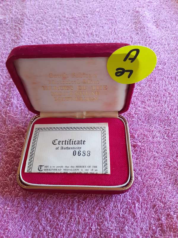 Empty Velvet Coin Holder Box. Heroes of the Birkenwood Medallion.