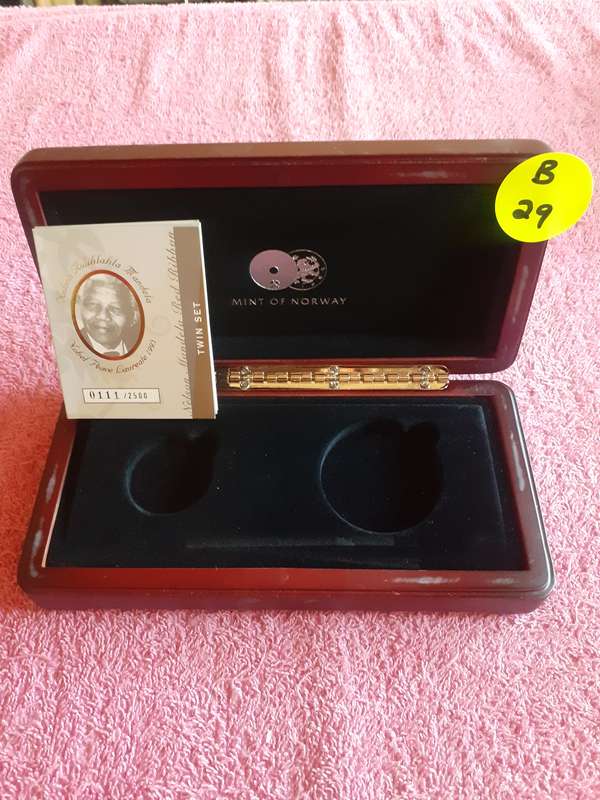 Empty Wooden Coin Holder Box. Mandela Red Ribbon Twinset - Mint of Norway