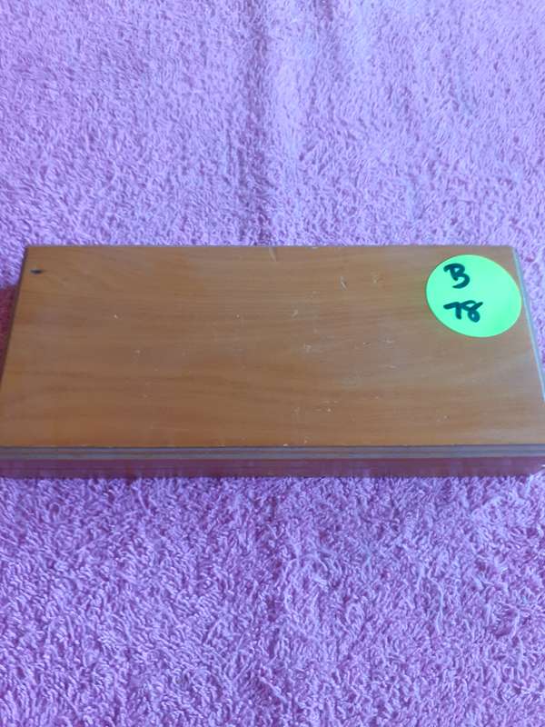 Empty Wooden Coin Holder Box. Holds 4 Coins
