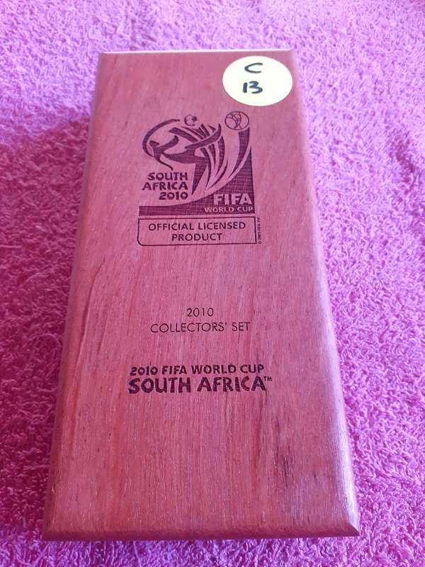 Empty Wooden Coin Holder Box. Fifa Worlp Cup - Official Lisensed Product - 2010 Collection Set