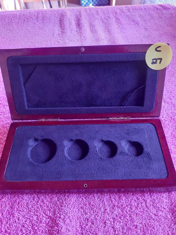 Empty Wooden Coin Holder Box. Take 4 different size coins