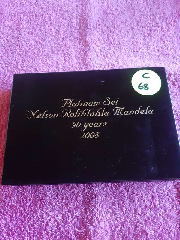 Empty Wooden Coin Holder Box. Platunum Set - Nelson Mandela 90 Years 2008
