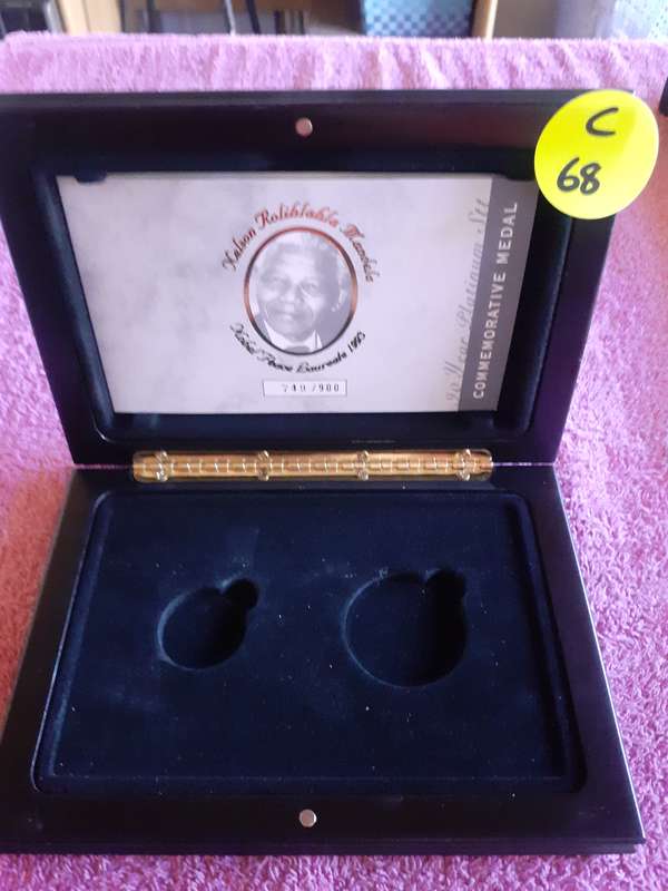 Empty Wooden Coin Holder Box. Platunum Set - Nelson Mandela 90 Years 2008