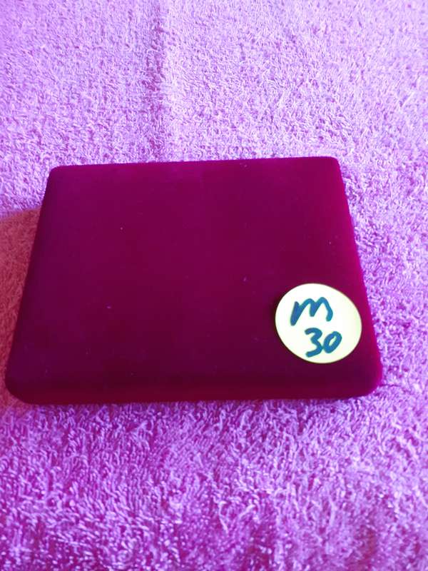 Empty Red Velvet Coin Box. Nelson Trafelgar - United Kingdom 2005 Gold Proof Coin Set