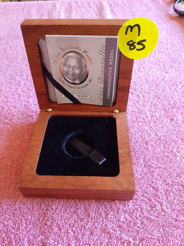 Empty Wooden Coin Holder Box. Nelson Mandela Bimetallic