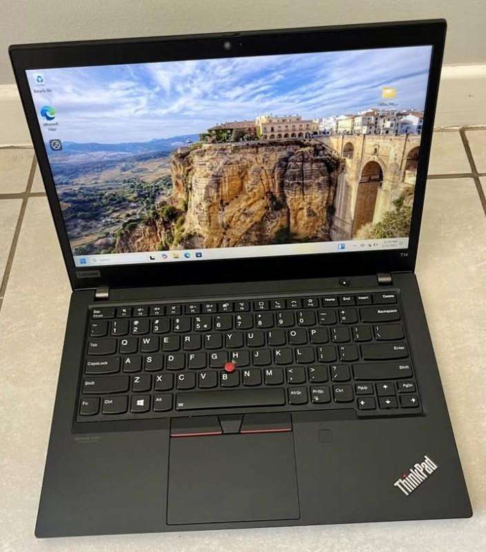 Lenovo T14 Gen1 - i5 10th - Grade B