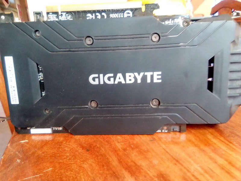 Gigabyte T1050 OC 4GIG DDR5 GAMING GPU GRAPHICS CARD