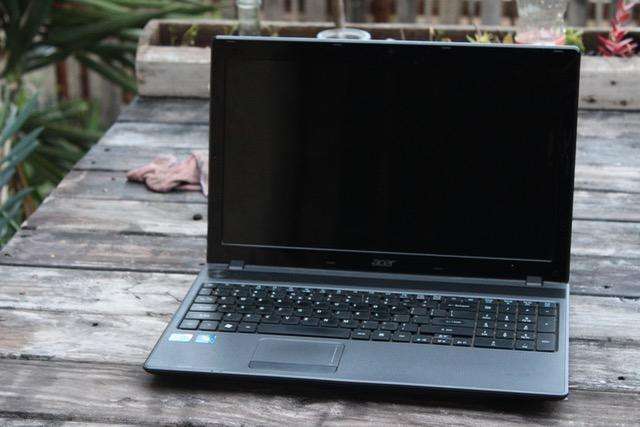 ACER ASPIRE 5733 I3