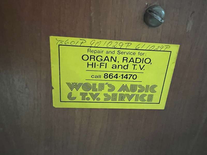 HAMMOND L122 ORGAN