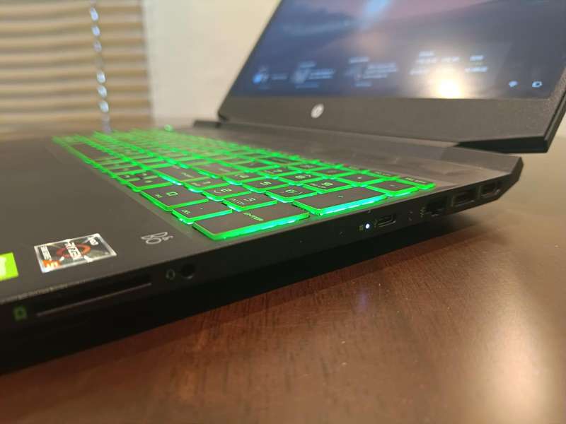 HP Pavilion Gaming Laptop AMD Ryzen 5 5600H 8.00 GB 512GB SSD