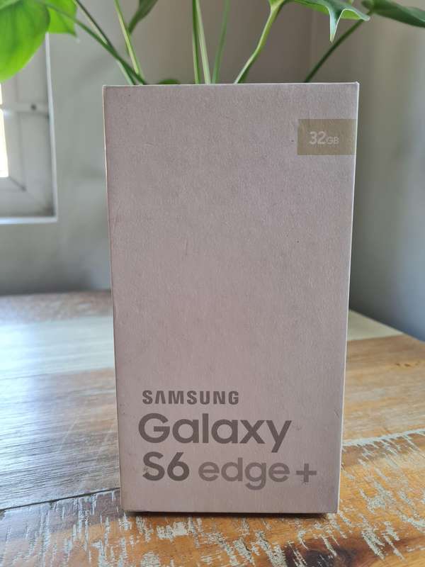 Samsung Galaxy S6 Edge + 32GB Gold Platinum