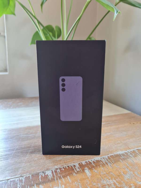 Samsung Galaxy S24 256GB Cobalt Violet
