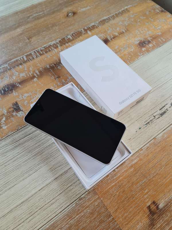 Samsung Galaxy S21 FE 5G 128GB White