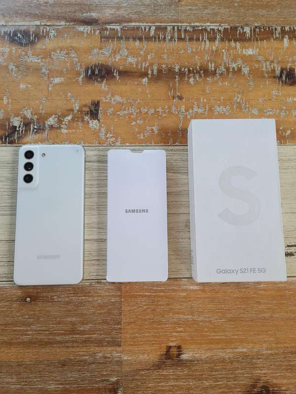 Samsung Galaxy S21 FE 5G 128GB White