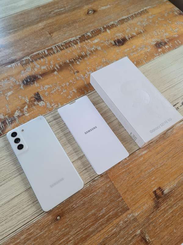 Samsung Galaxy S21 FE 5G 128GB White