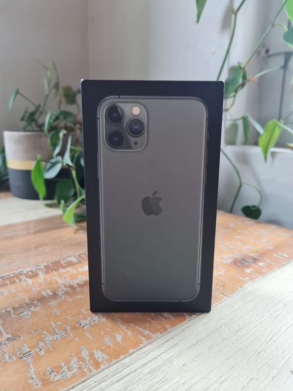 Apple iPhone 11 Pro 512GB Midnight Green