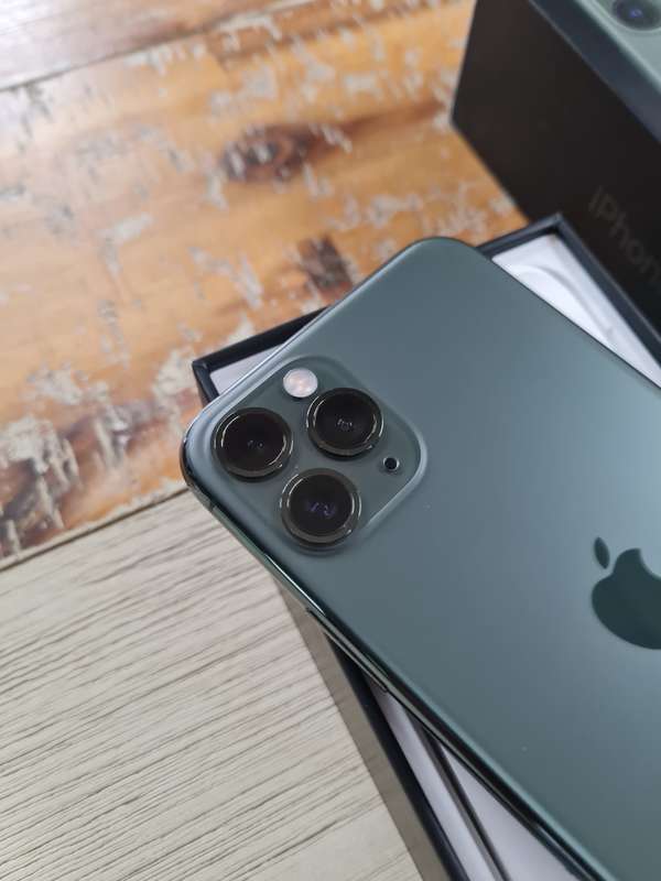 Apple iPhone 11 Pro 512GB Midnight Green