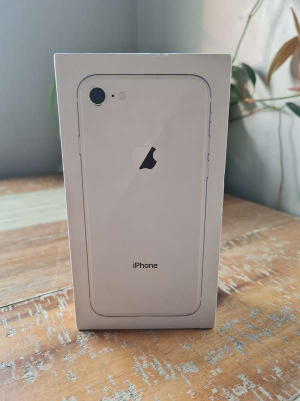 Apple iPhone 8 64GB Silver