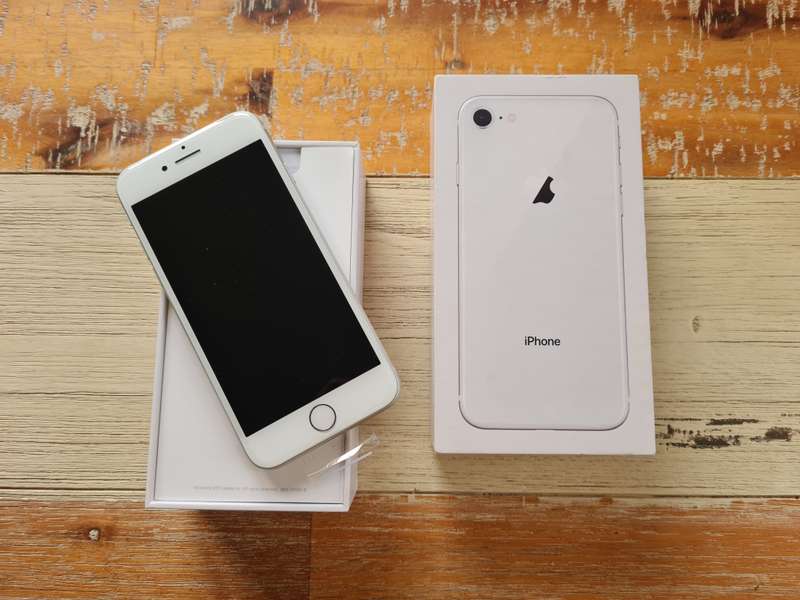 Apple iPhone 8 64GB Silver