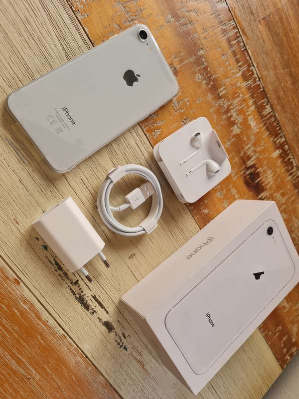 Apple iPhone 8 64GB Silver