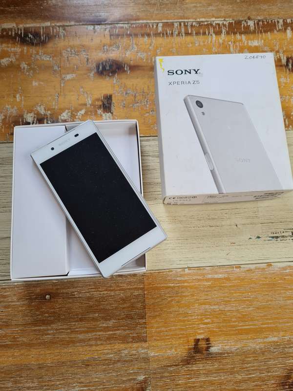 Sony Xperia Z5 32GB White