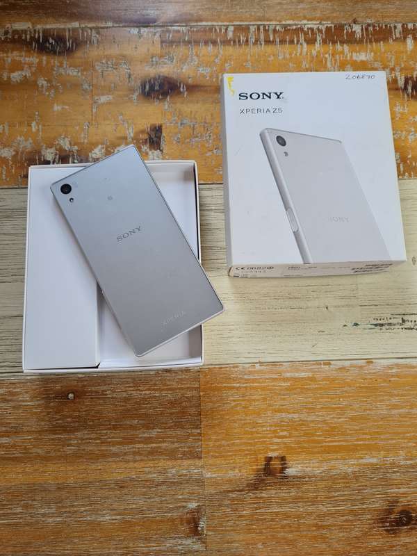 Sony Xperia Z5 32GB White