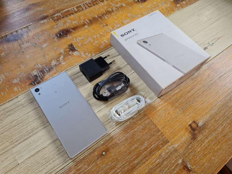 Sony Xperia Z5 32GB White