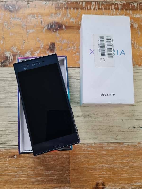 Sony Xperia XZ 32GB Forest Blue