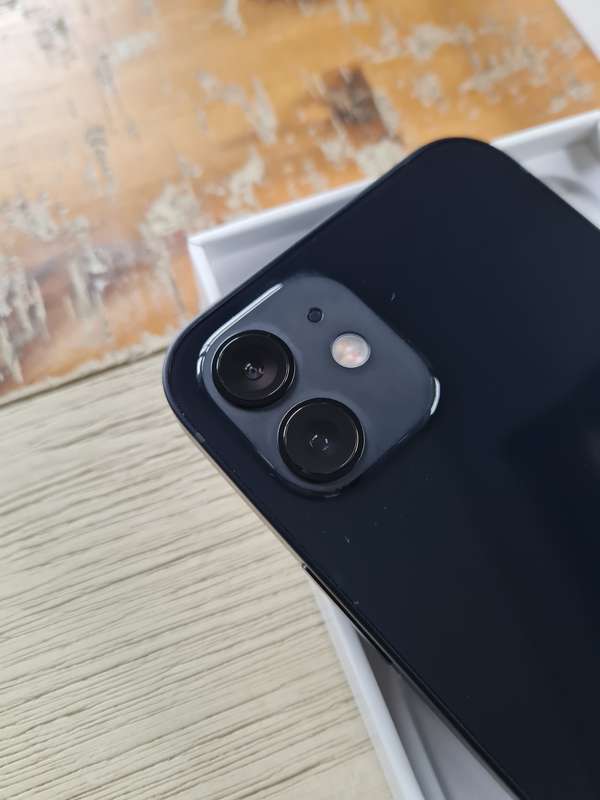 Apple iPhone 12 64GB Black