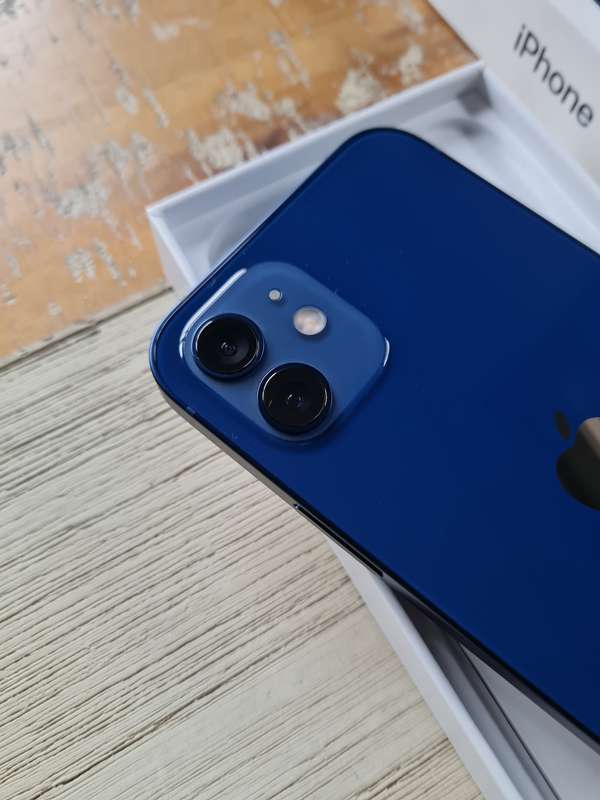 Apple iPhone 12 64GB Black