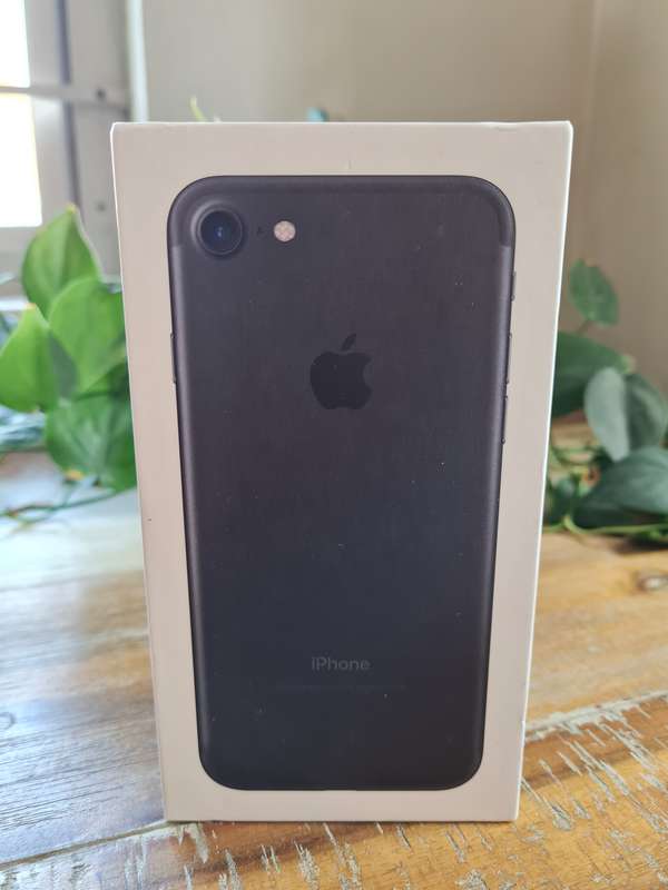 Apple iPhone 7 32GB Black