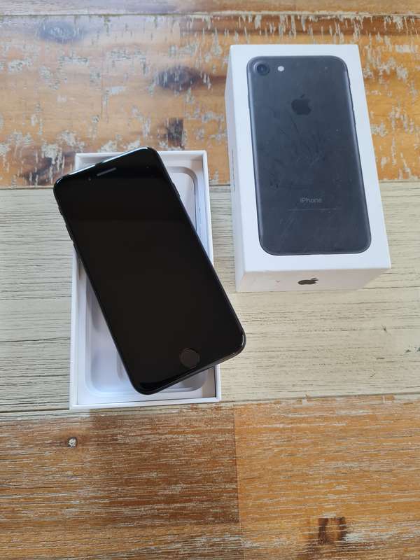 Apple iPhone 7 32GB Black