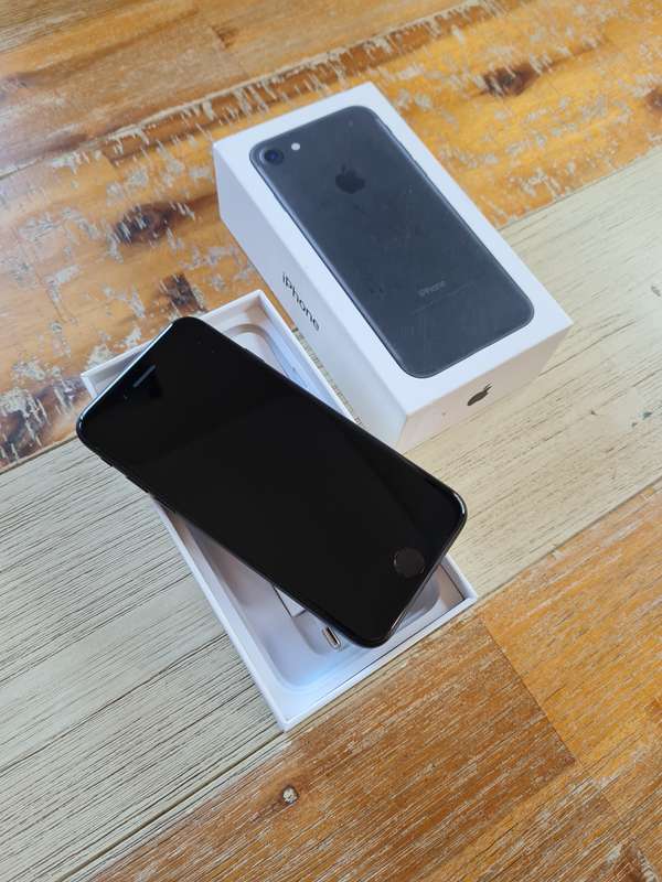 Apple iPhone 7 32GB Black